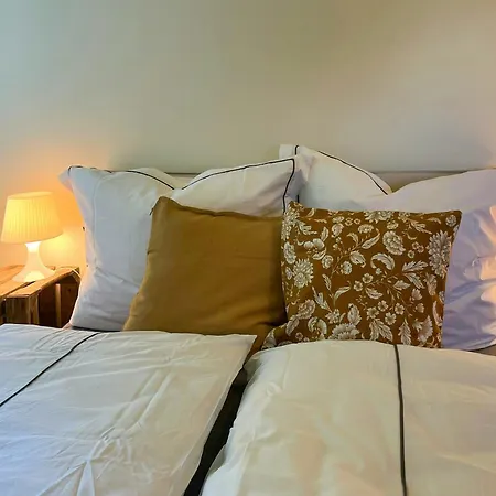 Historic Farm With Space For Large Groups Сasa de vacaciones *