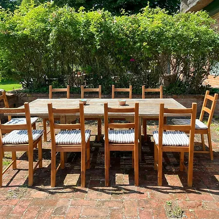 Historic Farm With Space For Large Groups *