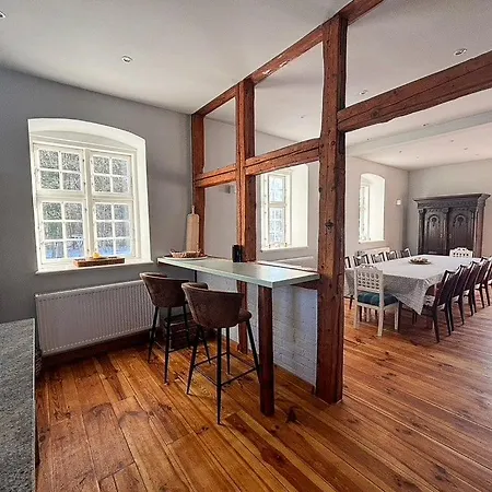 Historic Farm With Space For Large Groups Дом отдыха *