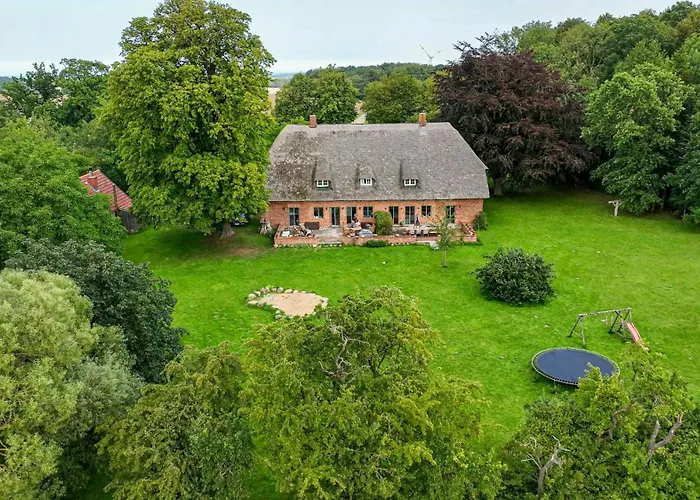 Historic Farm With Space For Large Groups Wangels