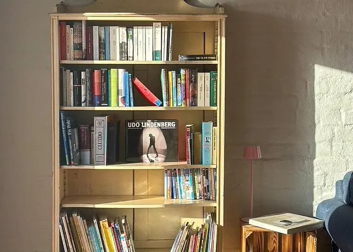 Historic Farm With Space For Large Groups Дом отдыха Wangels